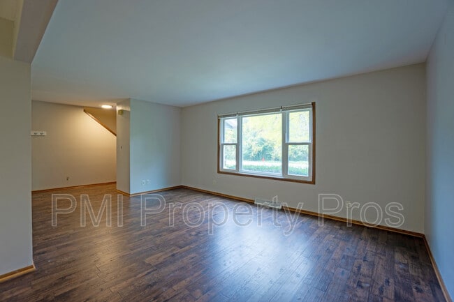 Building Photo - 21335 Mary Lynn Dr