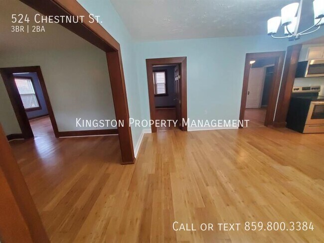 Building Photo - Charming 3 Bedroom 2 Bathroom Home Now Ava...