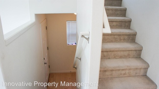 Building Photo - 15315 SW Warbler Way