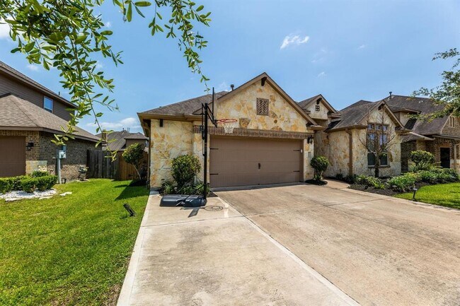 Foto del edificio - 670 Cumberland Ridge Ln