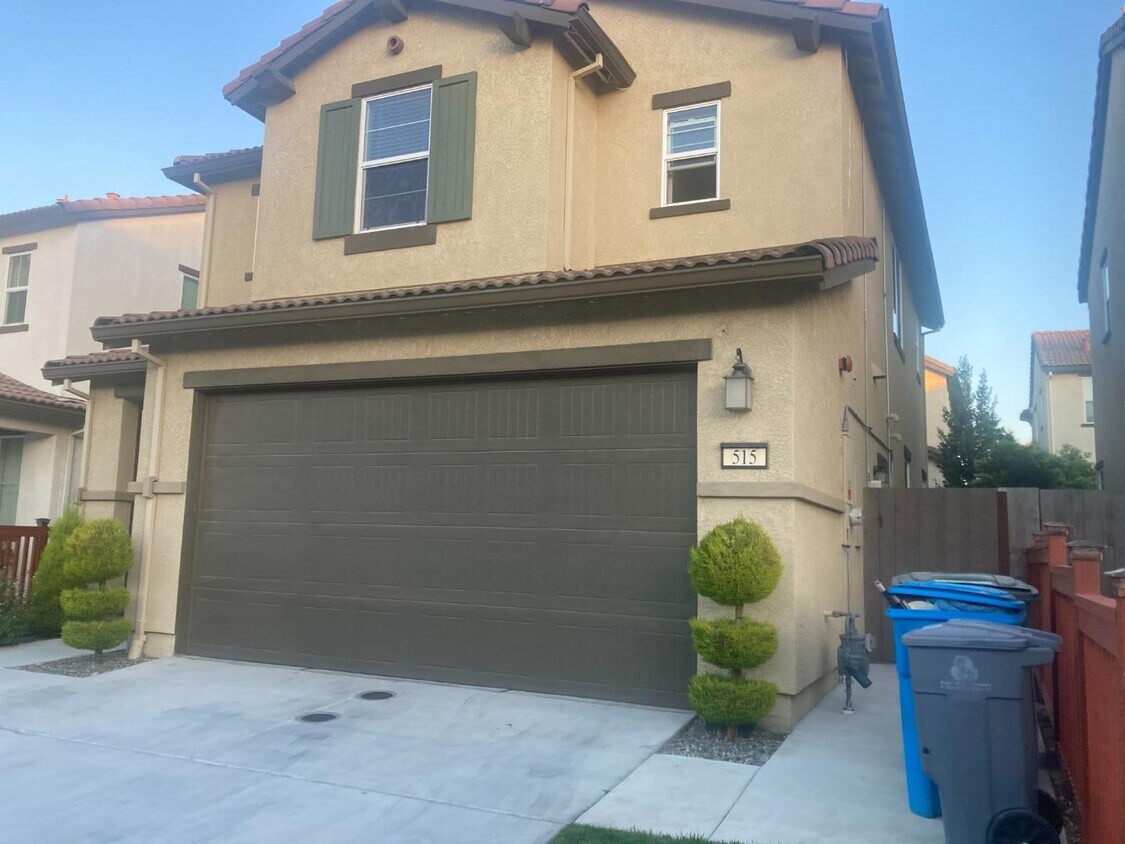 Foto principal - 515 Shearwater St