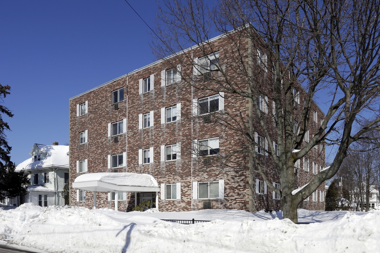 28 Wollaston Ave, Quincy, MA 02170 Apartments in Quincy, MA