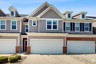 Building Photo - 527 Watercress Dr