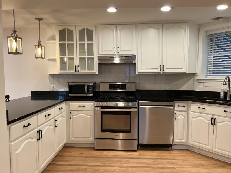 Photo - 2556 N Kedzie Blvd (Chicago, IL)