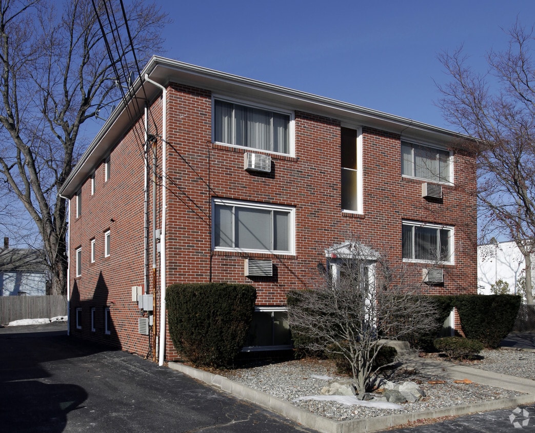 145 Magnolia St, Cranston, RI 02910 Apartments in Cranston, RI