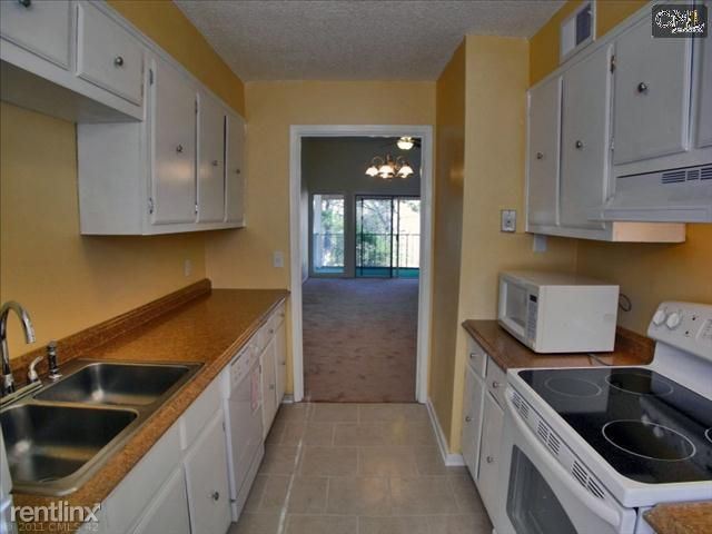 Primary Photo - 2 br, 1 bath Condo - 128 Bush River Road p9