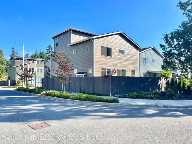 Building Photo - 4 br, 3.5 bath House - 16716 34th Ave SE