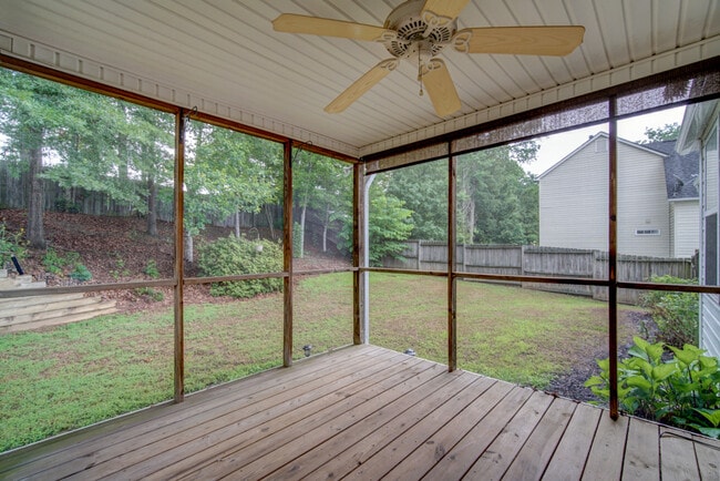 Photo - Spacious 4 BR, 2 BA Home On Quiet Cul de Sac, Private Fenced Backyard, Community Pool