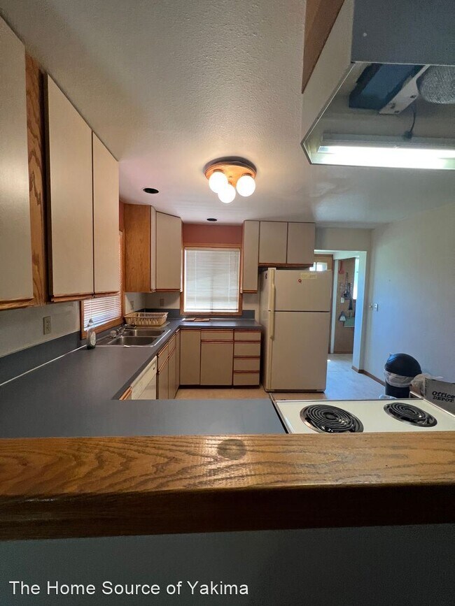 Foto del edificio - 3 br, 2 bath House - 1570 Cutler Way