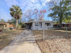 Building Photo - 4029 Fairfax St