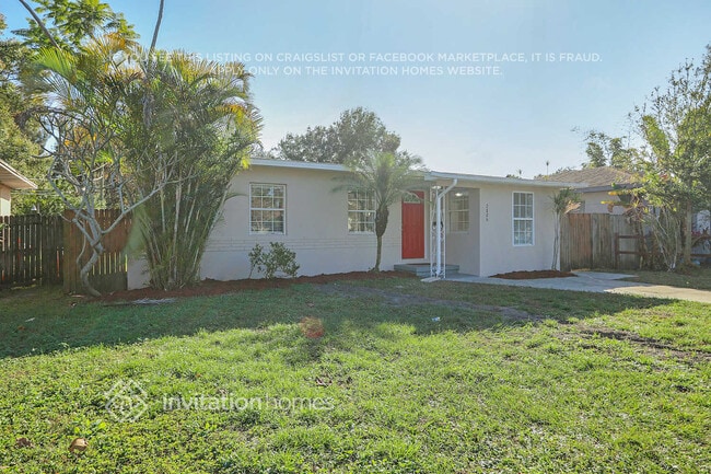 Building Photo - 2826 17th Ave N