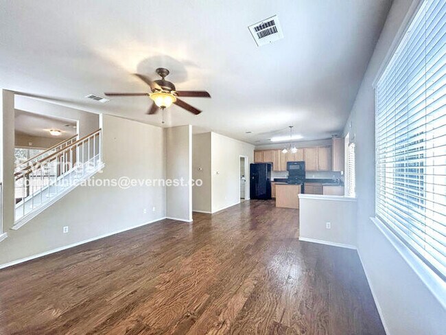 Foto del edificio - 11503 Johnny Weismuller Ln