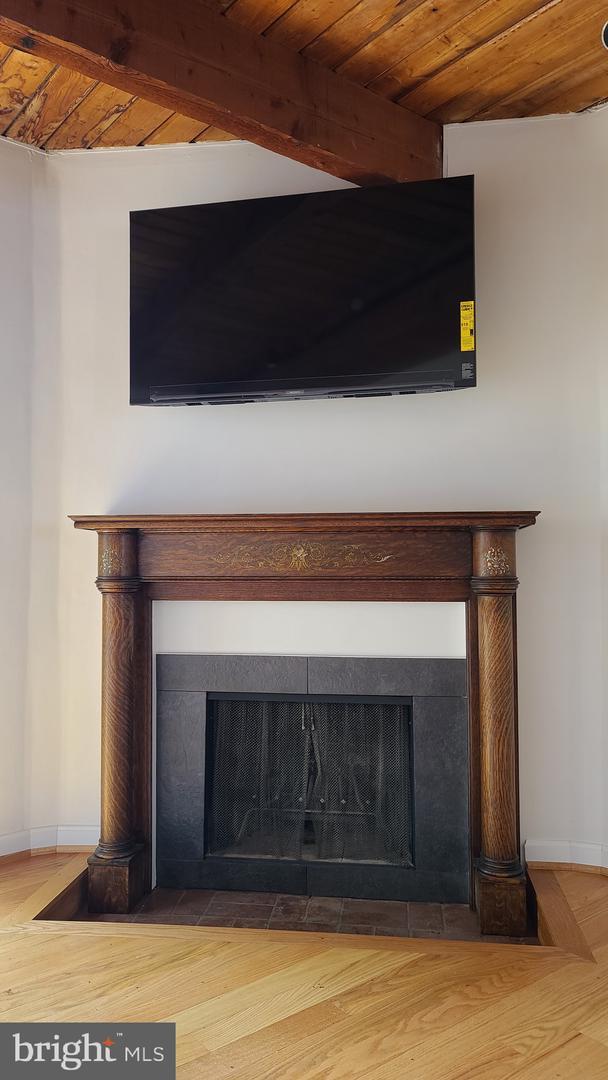 Building Photo - 37 Pinkney St