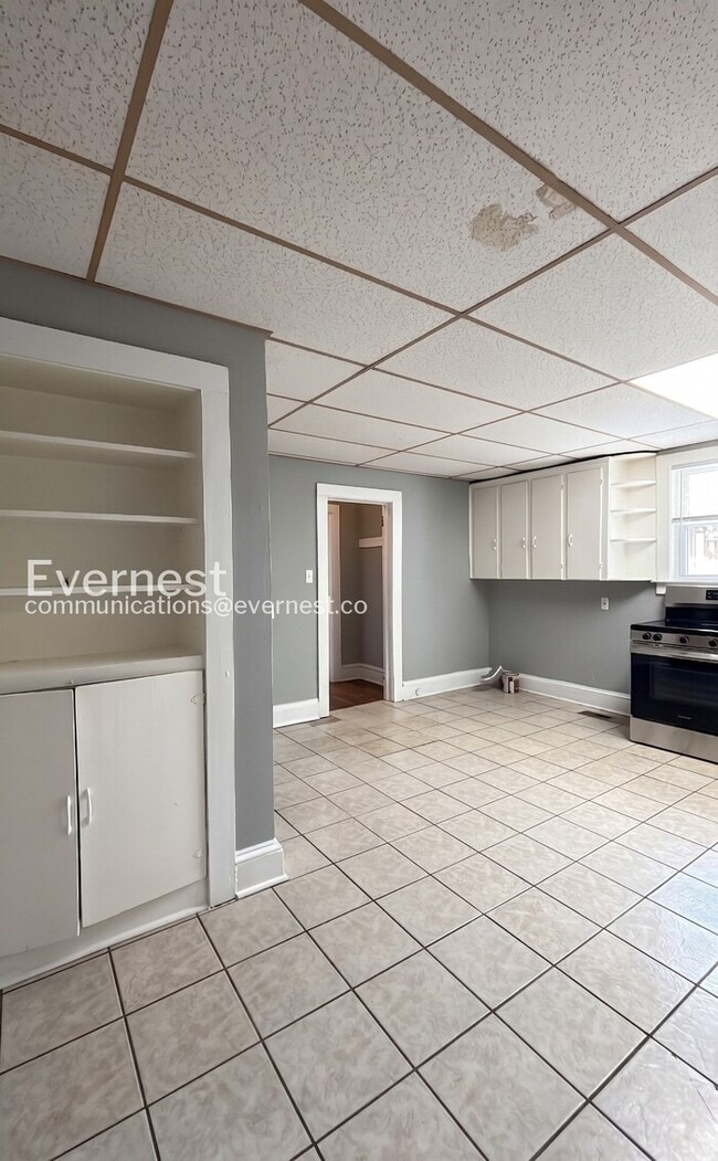 Foto del edificio - 901 E Nine Mile Rd