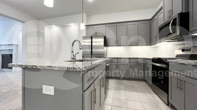 Building Photo - 114 Harwood Dr