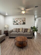 Building Photo - 3610 Newton Dr