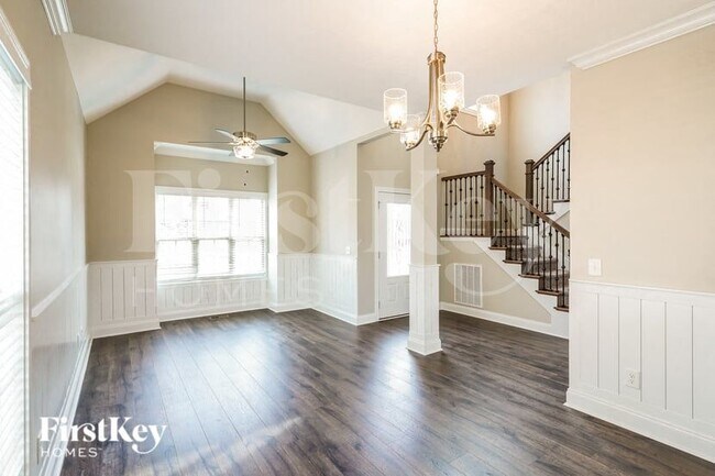 Foto del edificio - 532 Dexter Dr