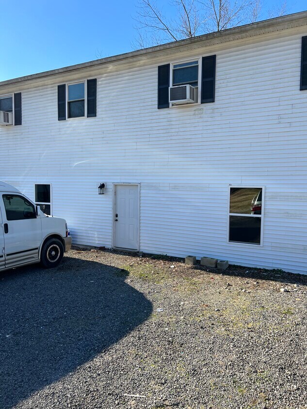 442 Redbud Dr Unit 442, Ashland, KY 41102 Apartments in Ashland, KY