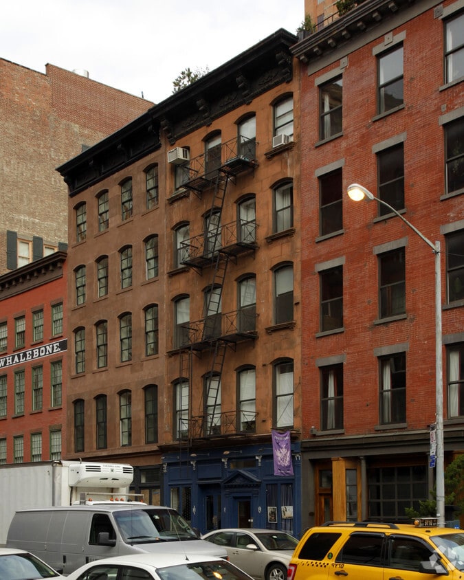 Primary Photo - 157 Duane St