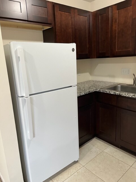 ¡Vista de la cocina! - 915 Ewing Blvd