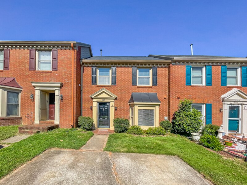 Primary Photo - 325 Towergate Pl