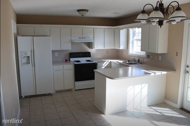 Building Photo - 3 br, 2 bath House - 307 Jackson St