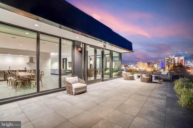 Foto del edificio - 57 N St NW
