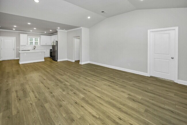 Foto del edificio - Brand-New 4BR Home in Prime Columbia Location!