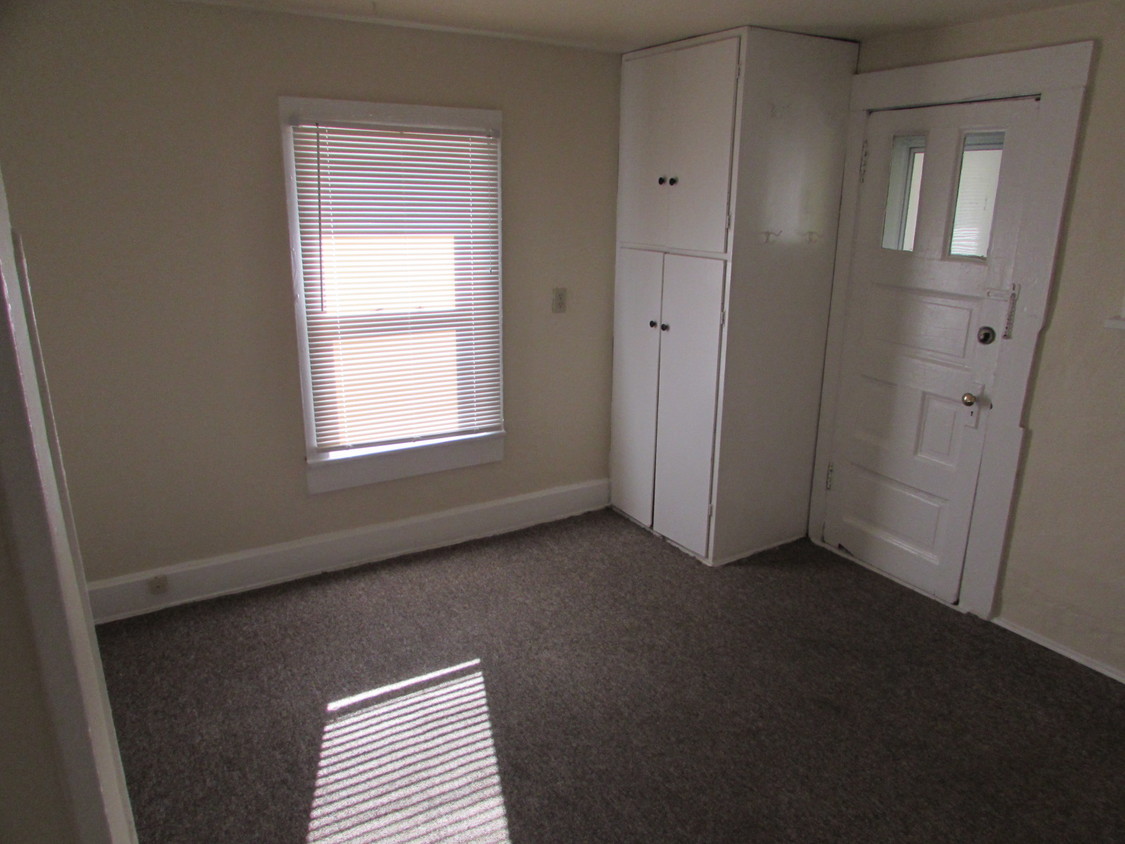 Bedroom - 608 S Mills St