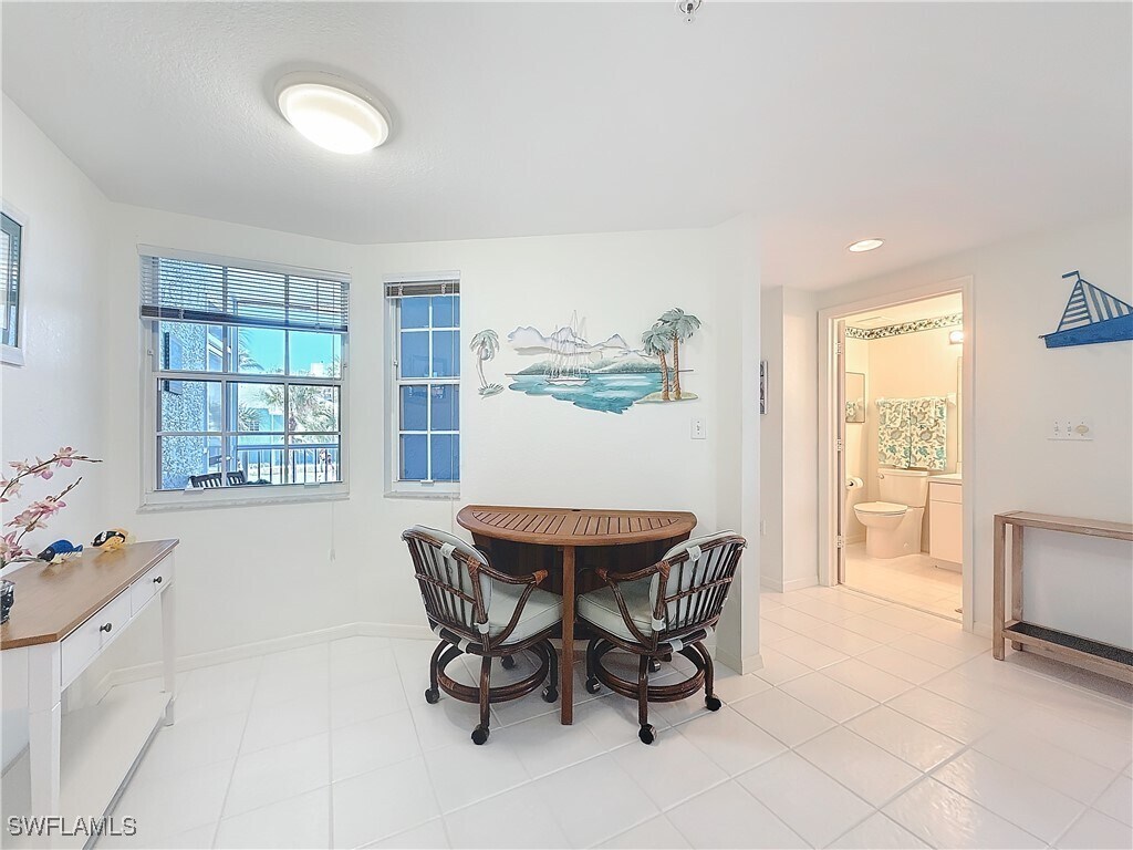 Foto principal - 6691 Estero Blvd