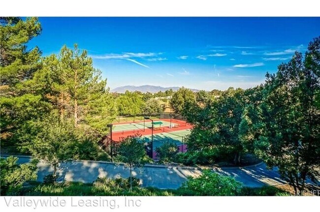 Foto del edificio - 4 br, 2.5 bath House - 25906 Bellis Dr