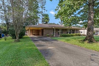 Building Photo - 1240 Pinnacle Cir