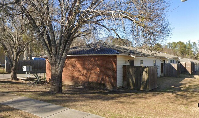 Foto del edificio - 424 Highland Ave
