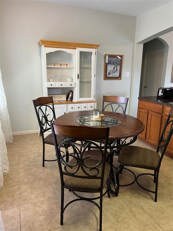 Foto del edificio - 3943 Mossy Spring Ln