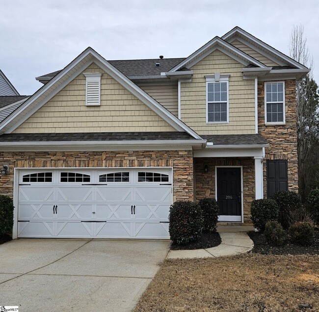 Building Photo - 206 Knoll Ridge Dr