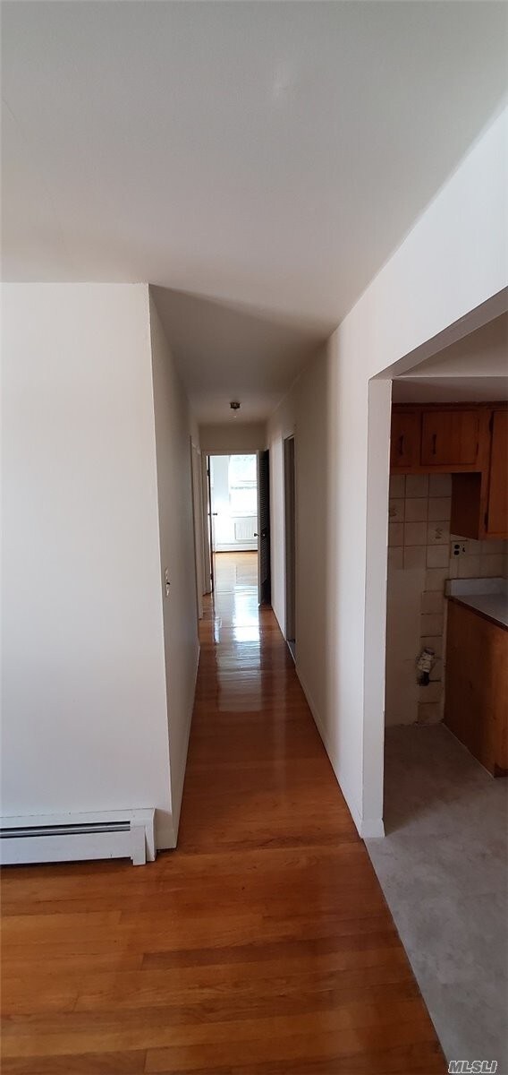 Foto del edificio - 6168 Delafield Ave