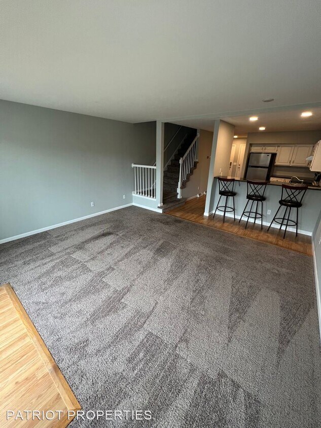 Primary Photo - 2 br, 2.5 bath House - 1321 GLACIER HILL D...