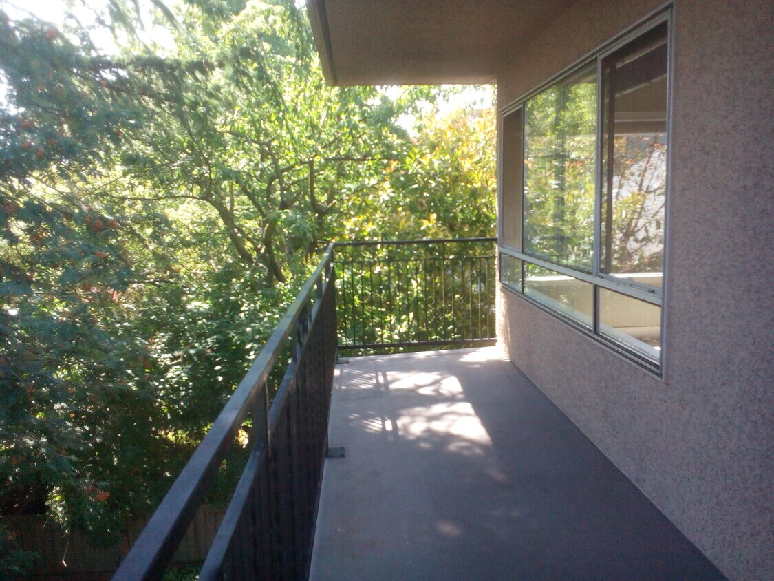 Primary Photo - 8354 11th Ave NW