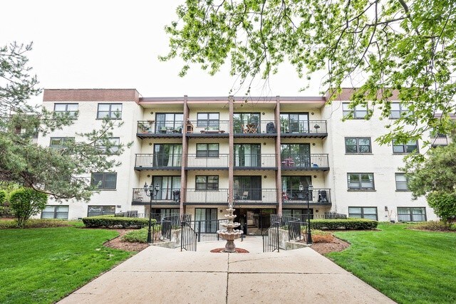 Primary Photo - 1629 W Sherwin Ave