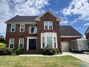 Building Photo - 1822 Gallop Dr SE