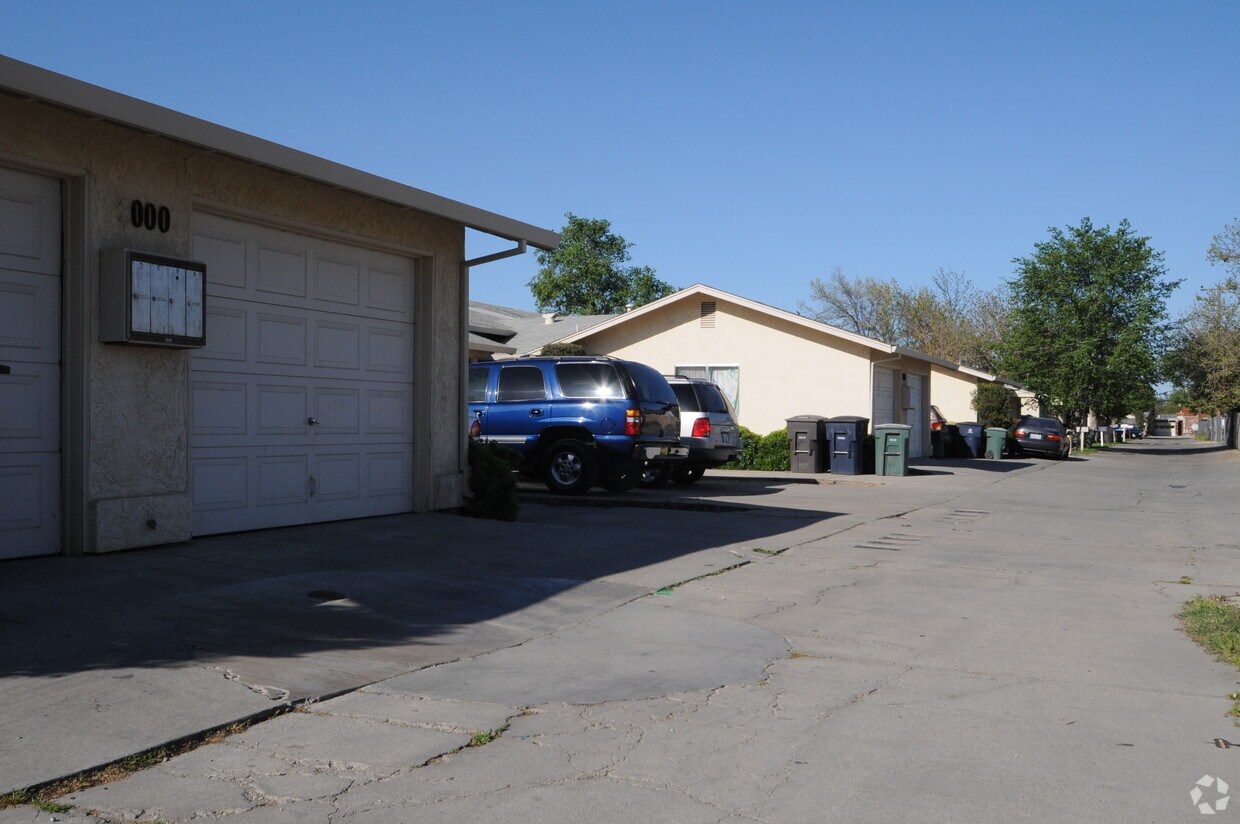 2998 Holly Dr, Tracy, CA 95376 Apartments in Tracy, CA