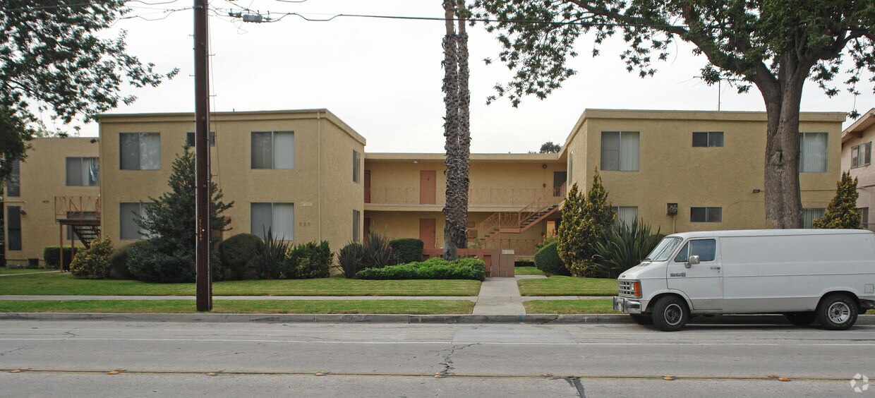 Building Photo - Northwest Manor II