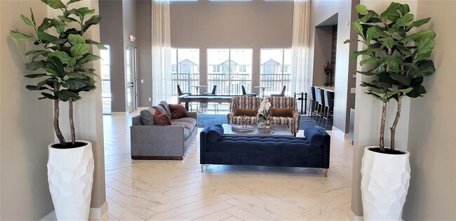 Building Photo - 6609 Mckinney Falls Pky
