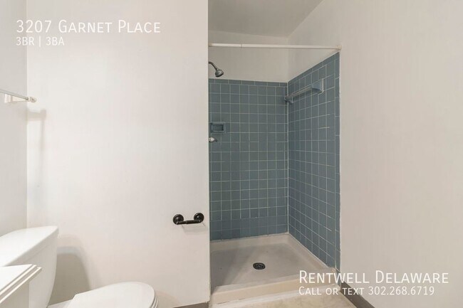 Building Photo - GORGEOUS HOME FOR RENT