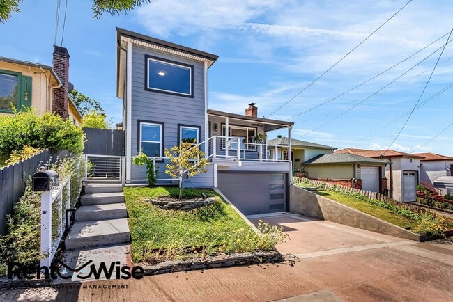 Building Photo - 5510 Plumas Ave