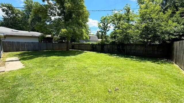 Building Photo - EAST SIDE/LAWRENCE 3 BEDROOM RANCH HOME RECENTLY UPDATED!