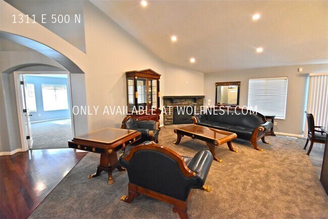 Building Photo - Luxurious 5 Bed Lehi Home! No Deposit Option!