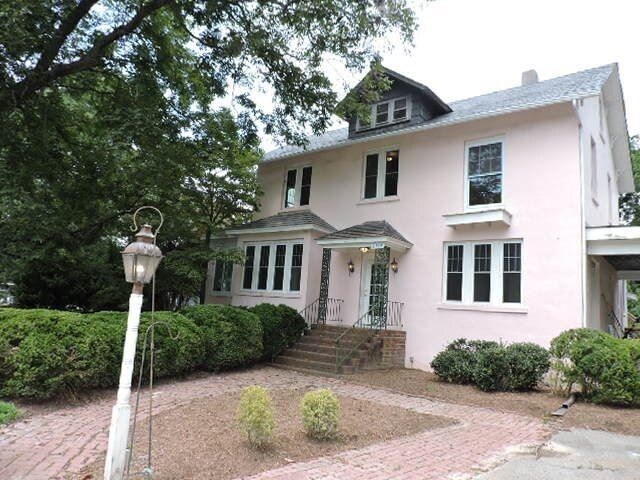 Primary Photo - 3 br, 2 bath Apartment - 6429 Main Street
