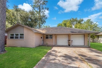 Building Photo - 2802 Greenbriar St