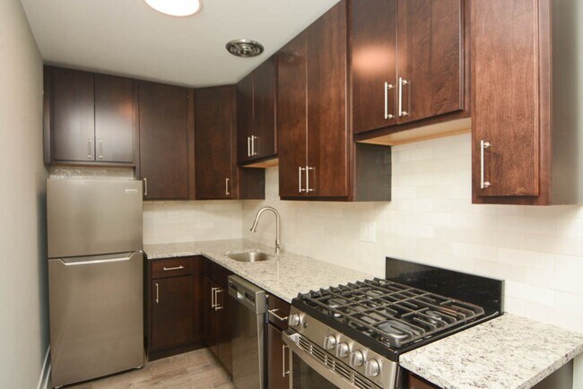 Foto del edificio - 450 W Barry Ave